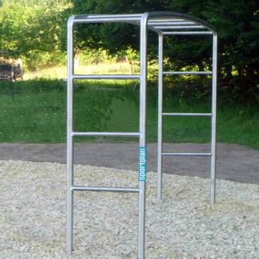 Art.Nr. 5.4 Hangelstrecke mit leichtem Bogen